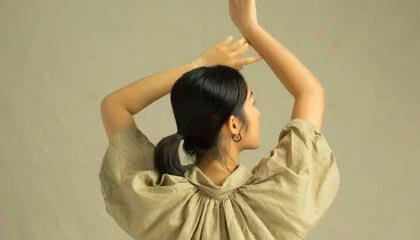 NBA优直播-这球无解！格列兹曼任意球直挂十分角破门，对手门将望球兴叹